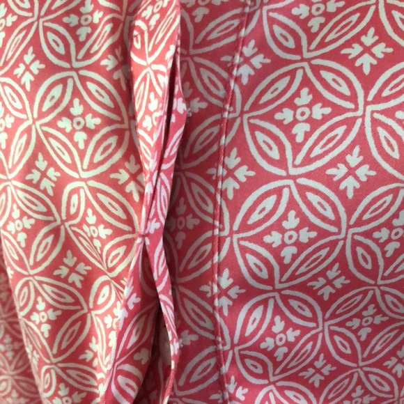 Talbots Pink Geometric Pattern Wrinkle Resistant Button Down Shirt size 8 - Picture 7 of 13